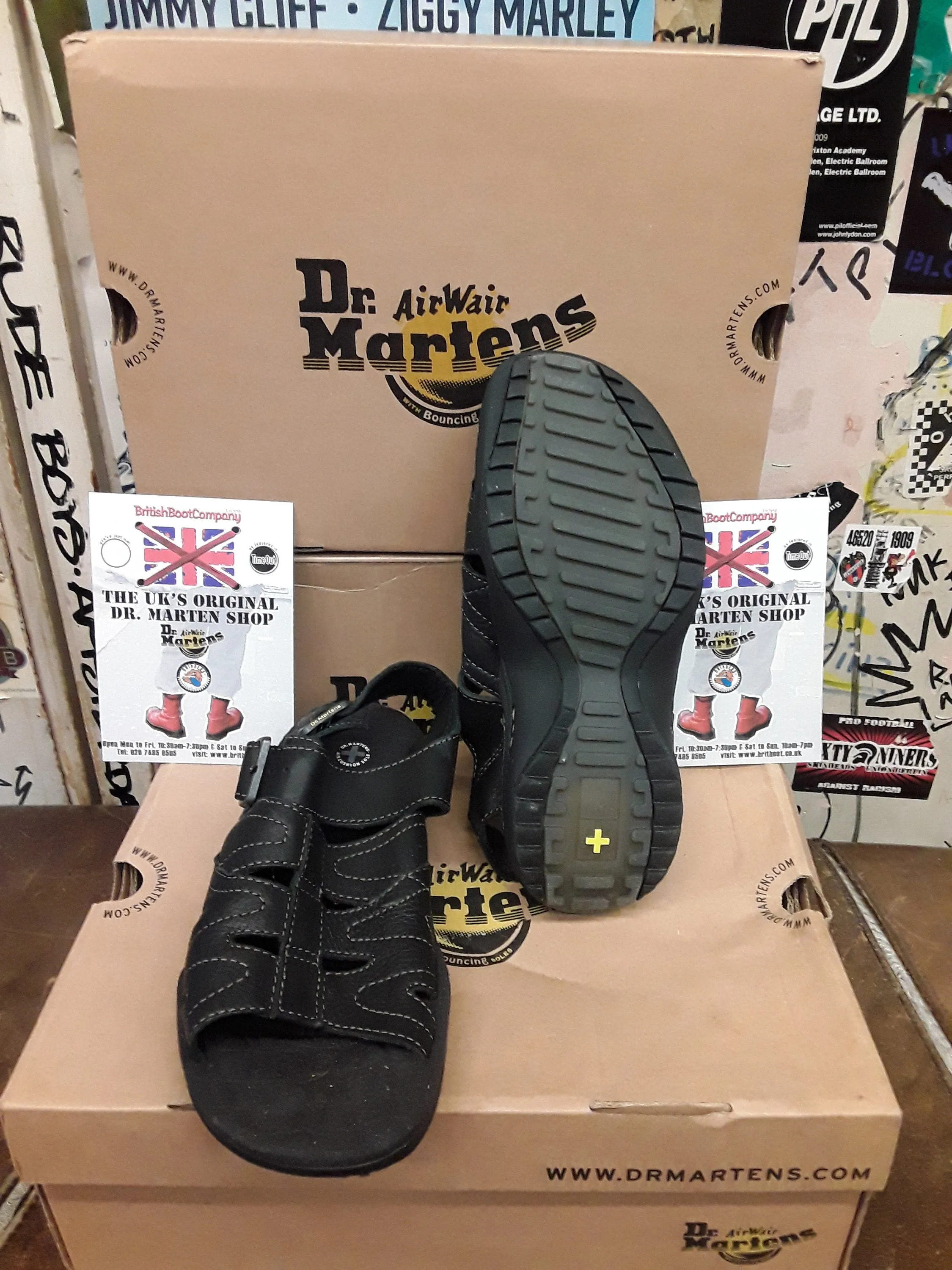 Dr Martens 8b27 Black Sandal Size 7